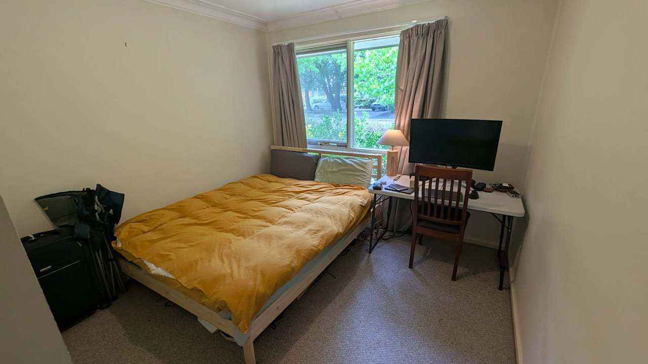 Unfurnished room in a share house