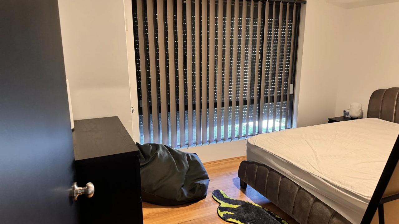Furnished room with own bathroom