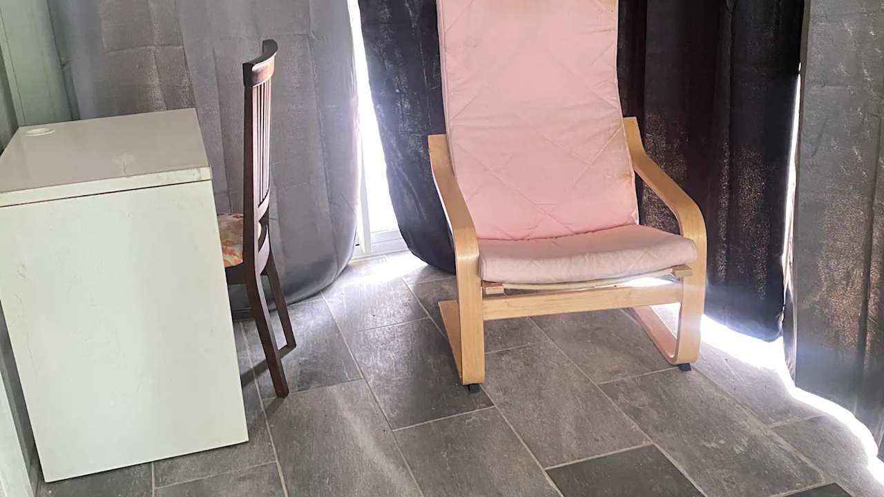 Furnished room studio flat for rent