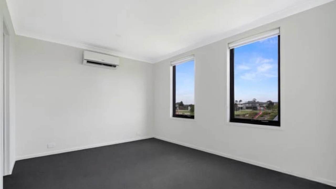 Unfurnished room with ensuite in a share house