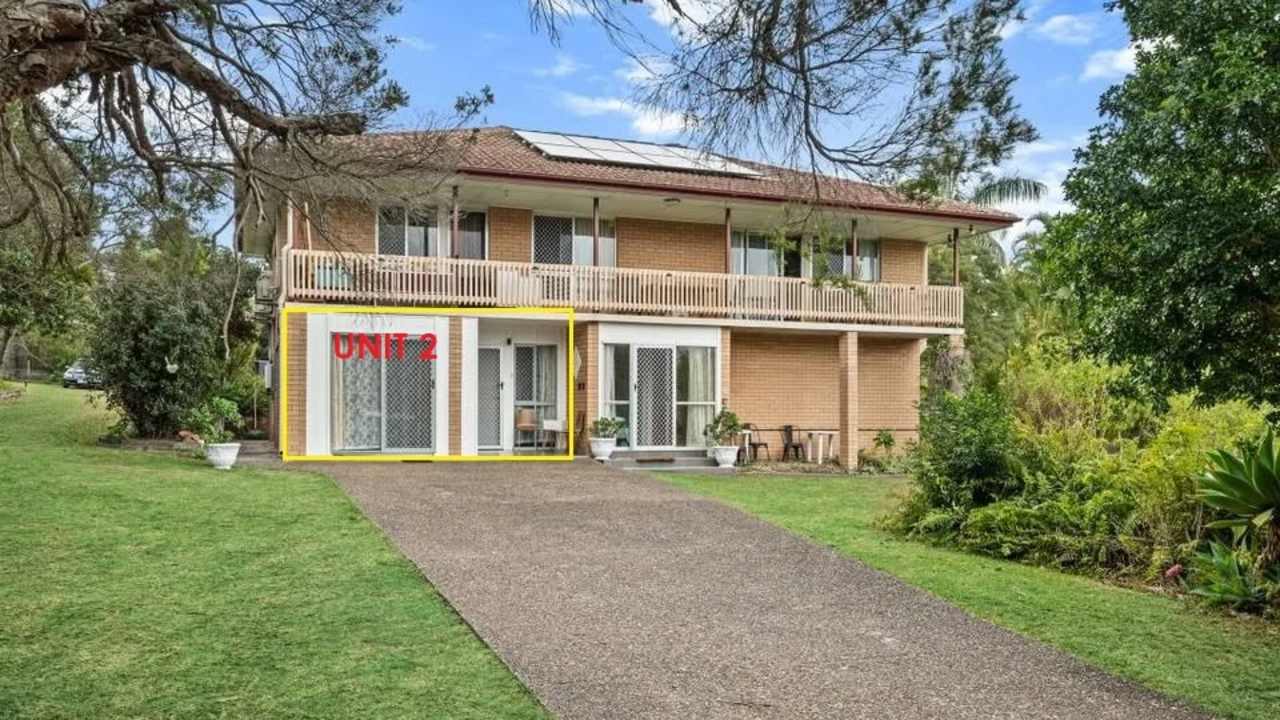 Whole property with 2 rooms for rent