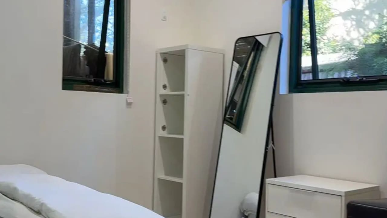 Whole property with 2 rooms for rent