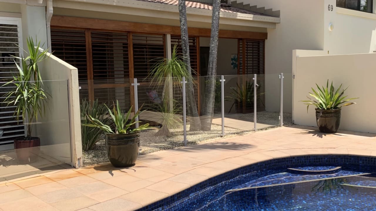 Whole property with 2 rooms for rent