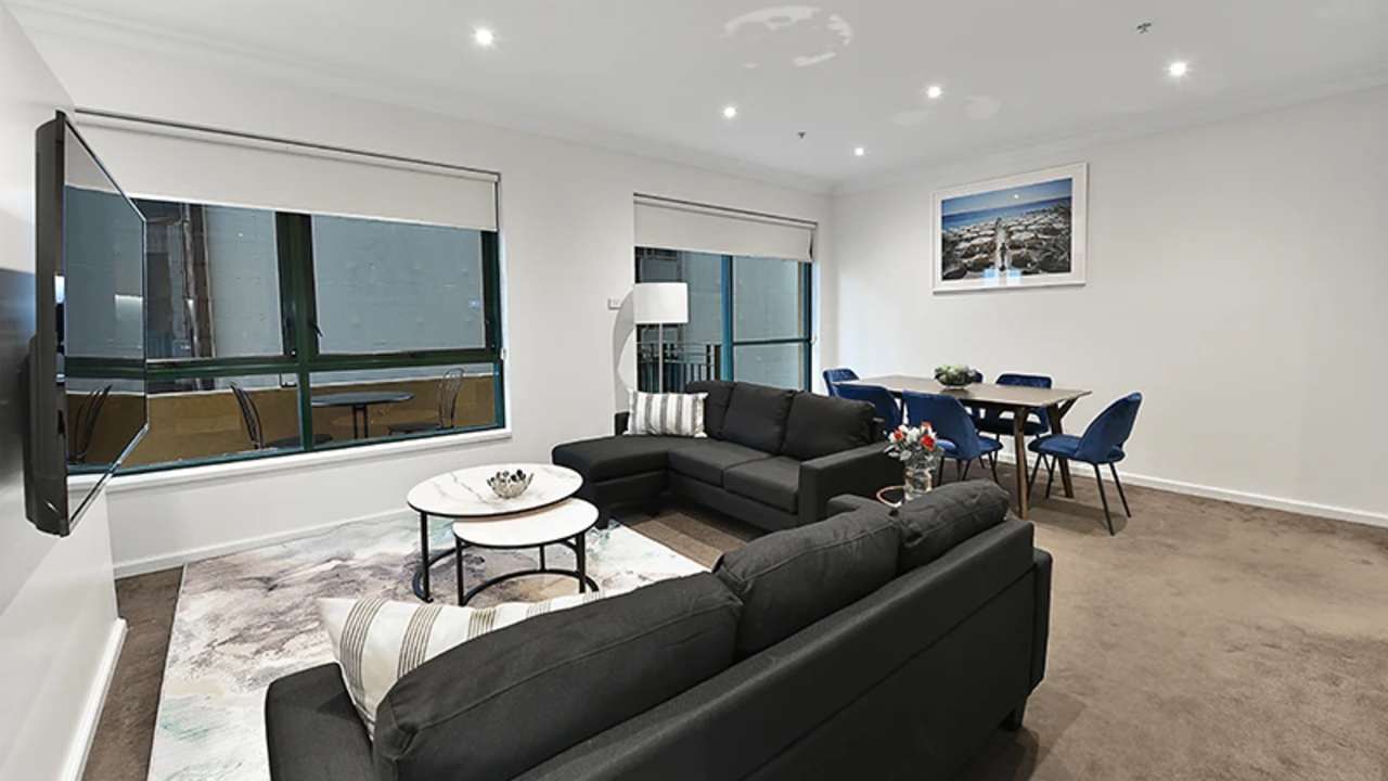 Whole property with 3 rooms for rent