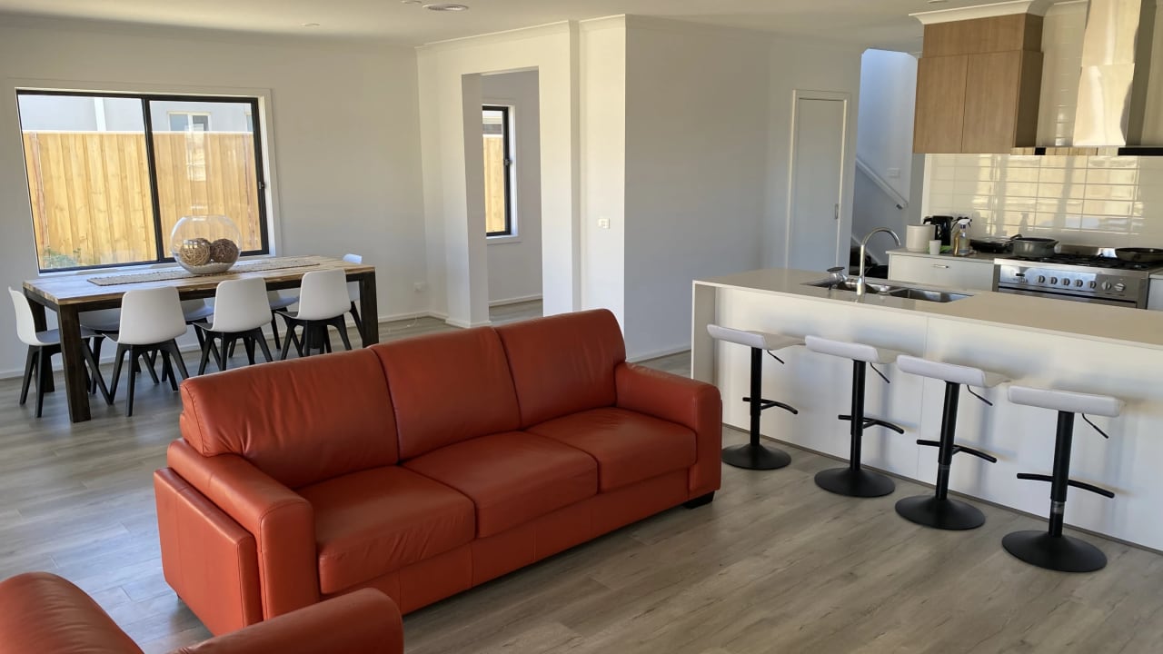 Furnished room in a share house