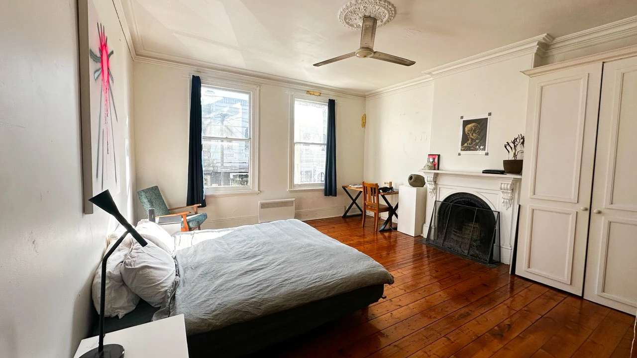 Whole property with 2 rooms for rent