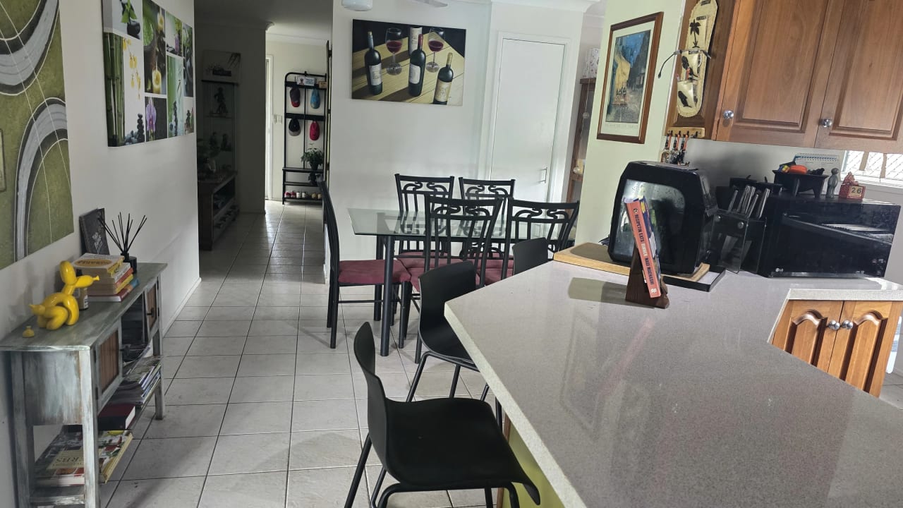 Unfurnished room in a share house