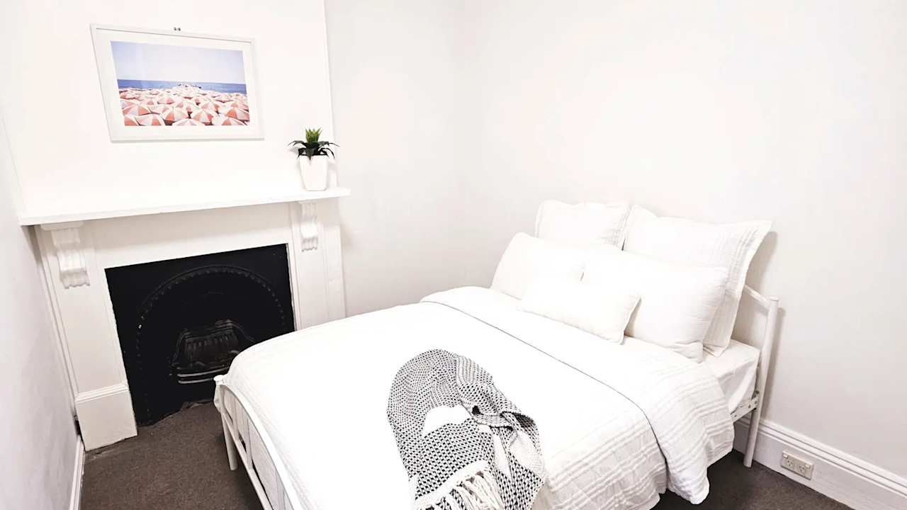 Furnished room with own bathroom