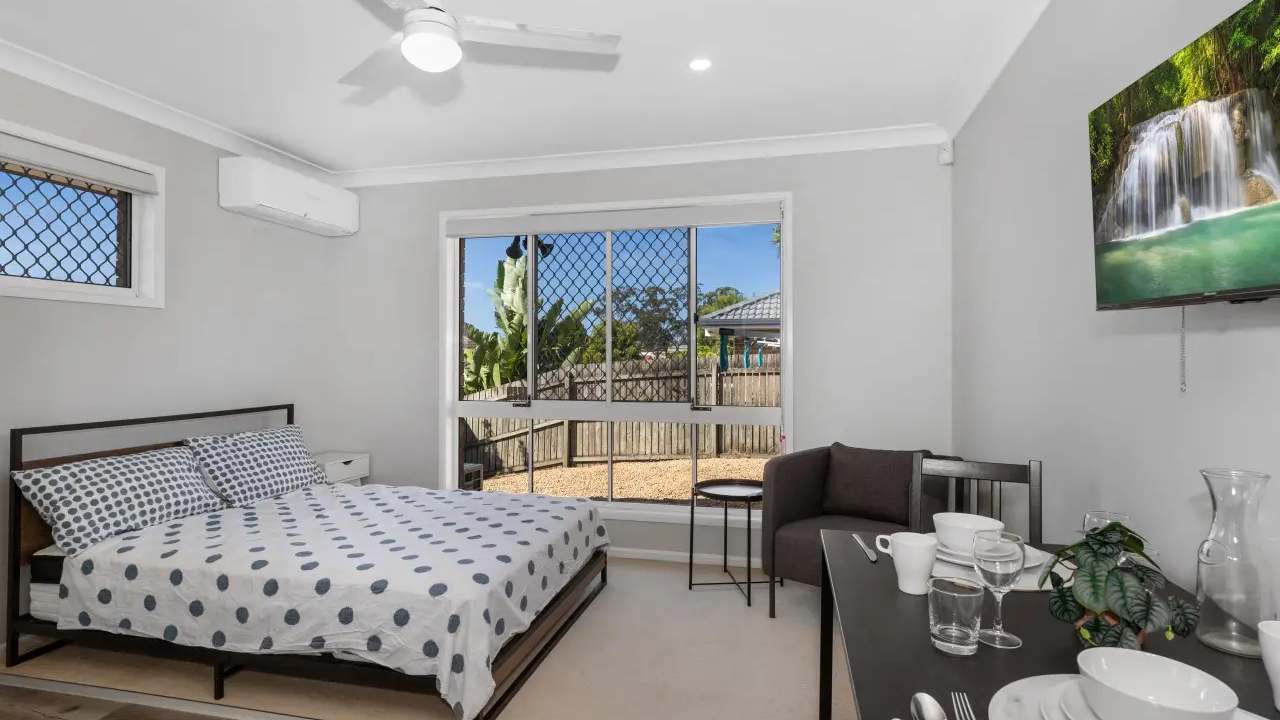 Furnished room studio flat for rent