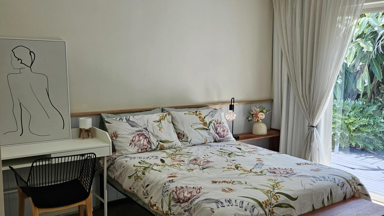 Furnished room with ensuite in a share house
