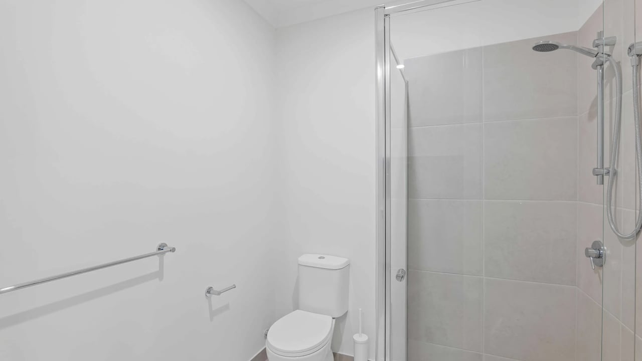 Furnished room with ensuite in a share house