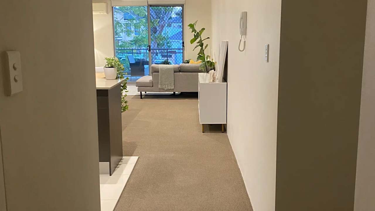 Furnished room with ensuite in a flatshare