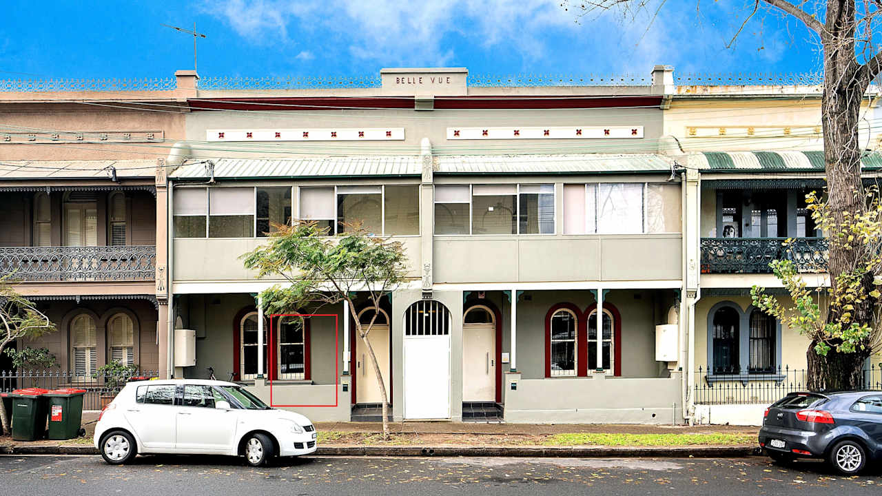 Furnished room studio flat for rent