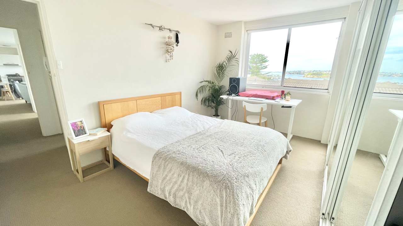 Whole property with 2 rooms for rent