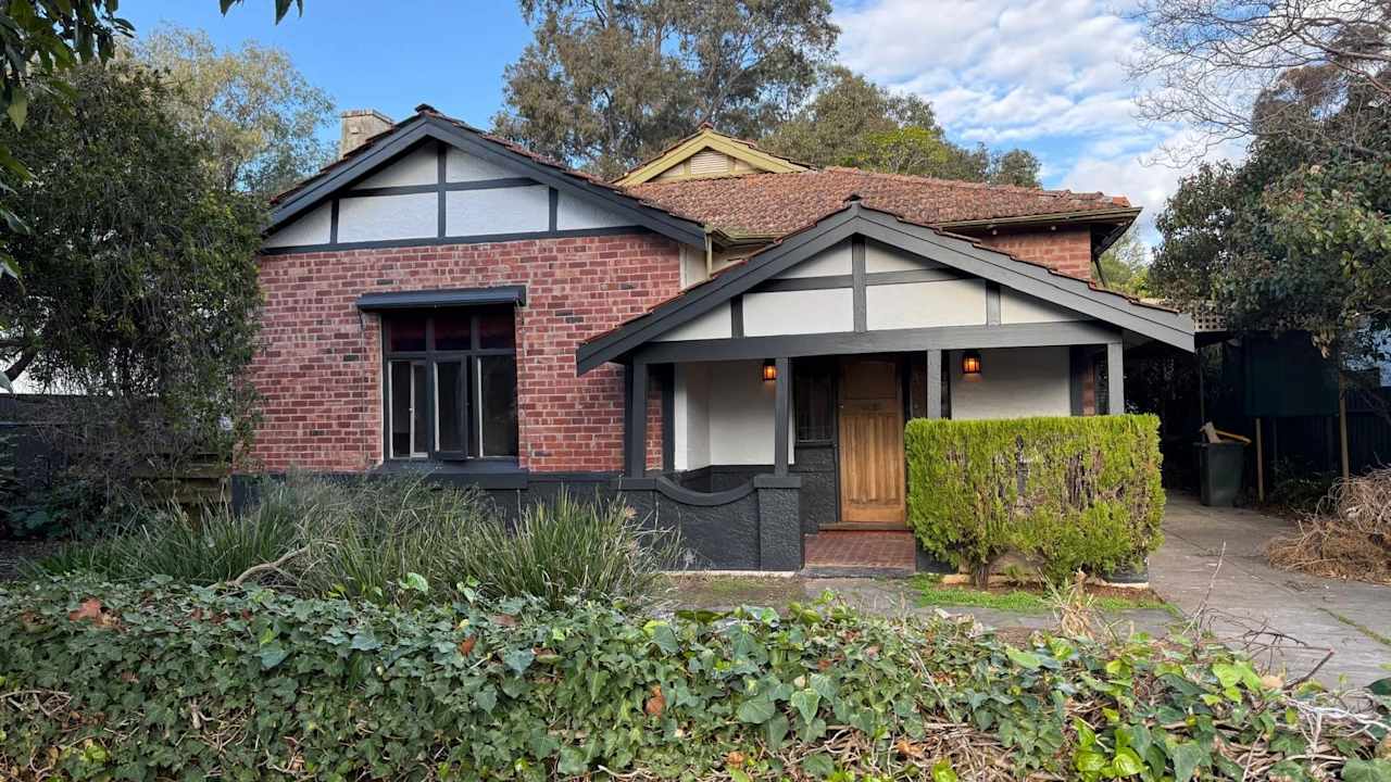 Whole property with 3 rooms for rent