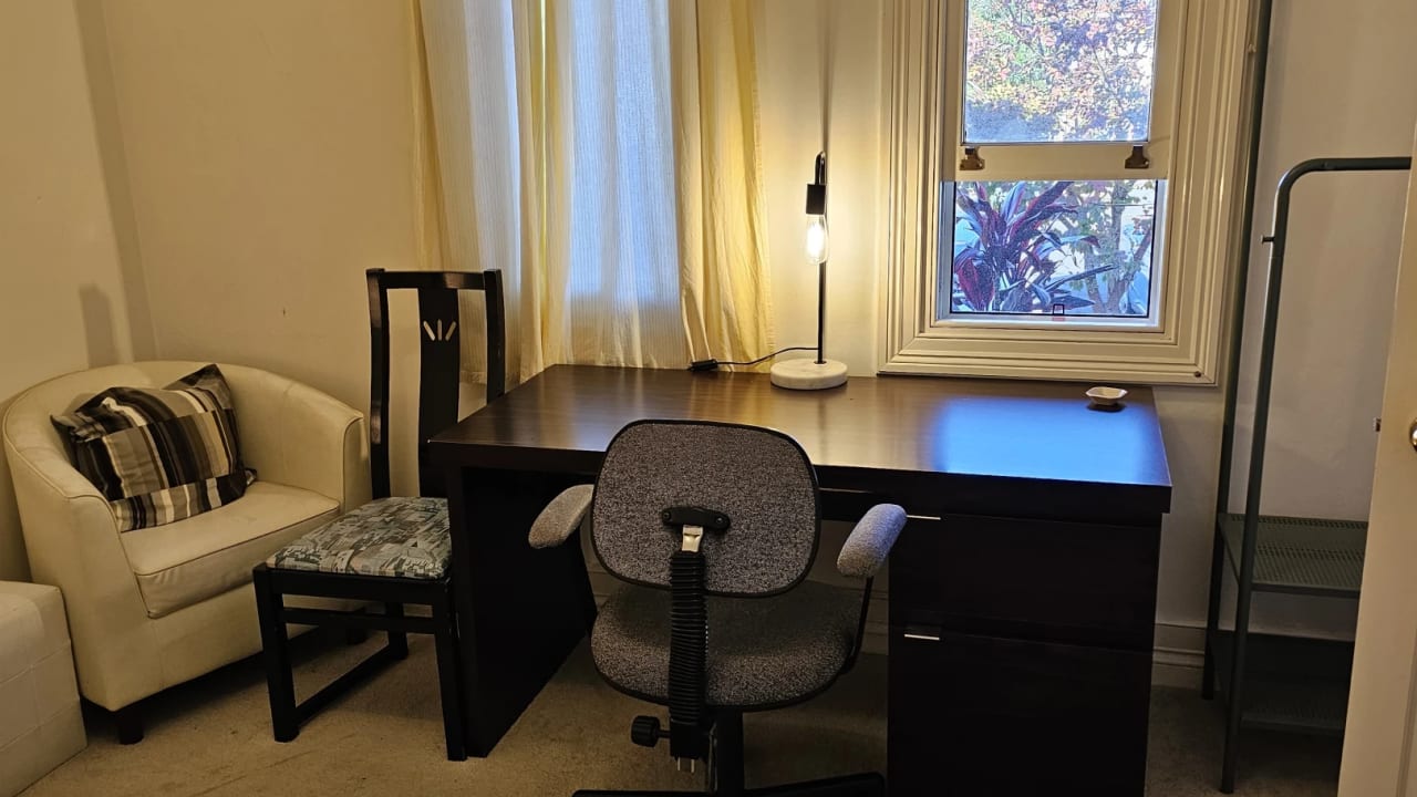 Furnished room in a share house