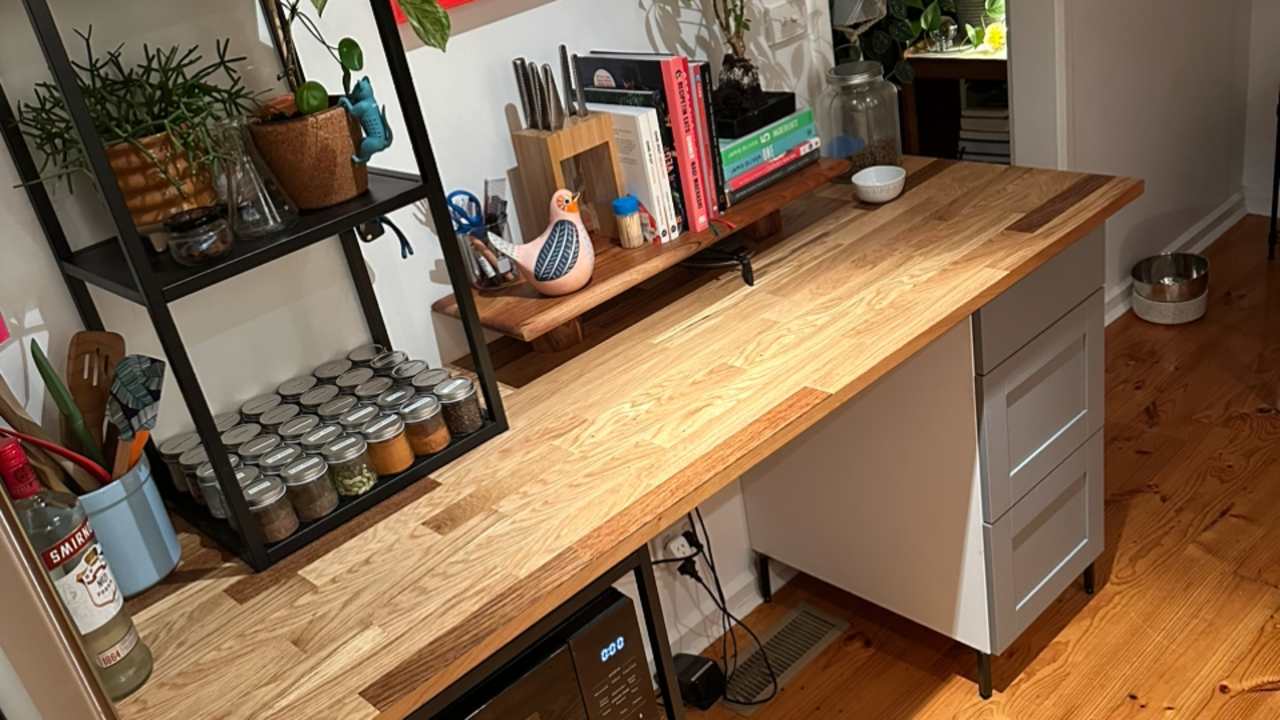 Room in a share house