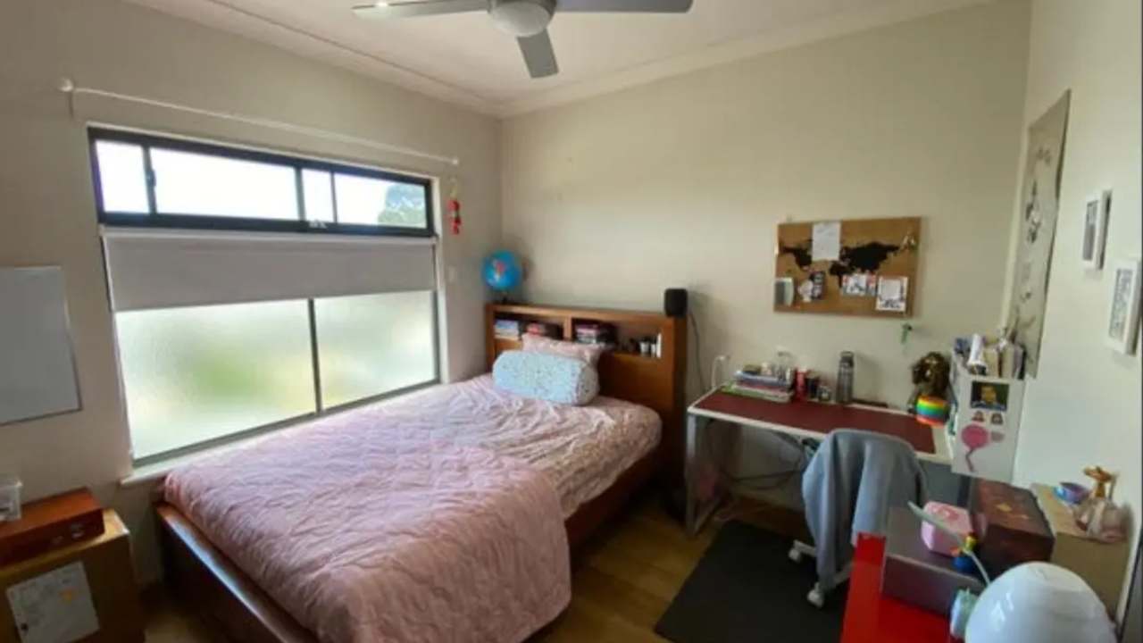 Unfurnished room with own bathroom