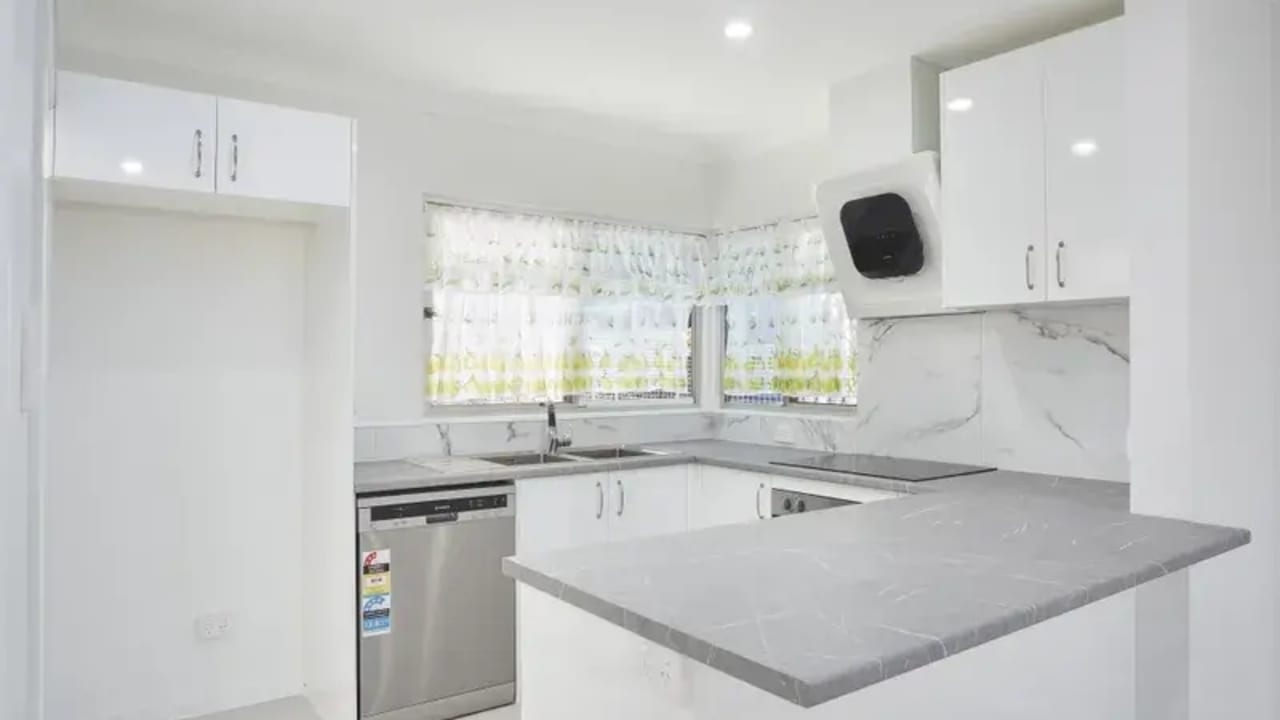 Furnished room with ensuite in a share house
