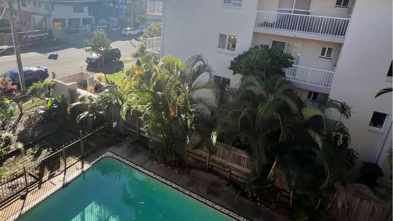 Unfurnished room in a flatshare
