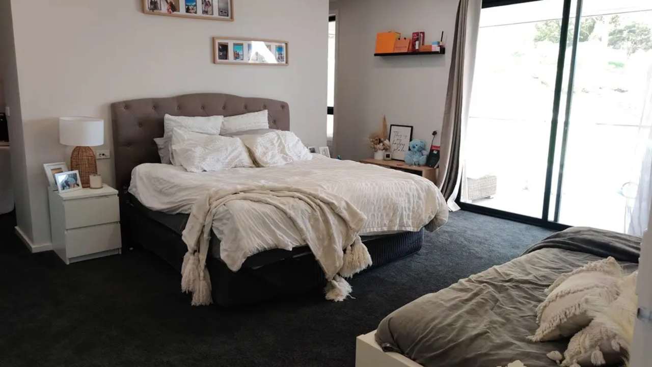 Unfurnished room with ensuite in a share house