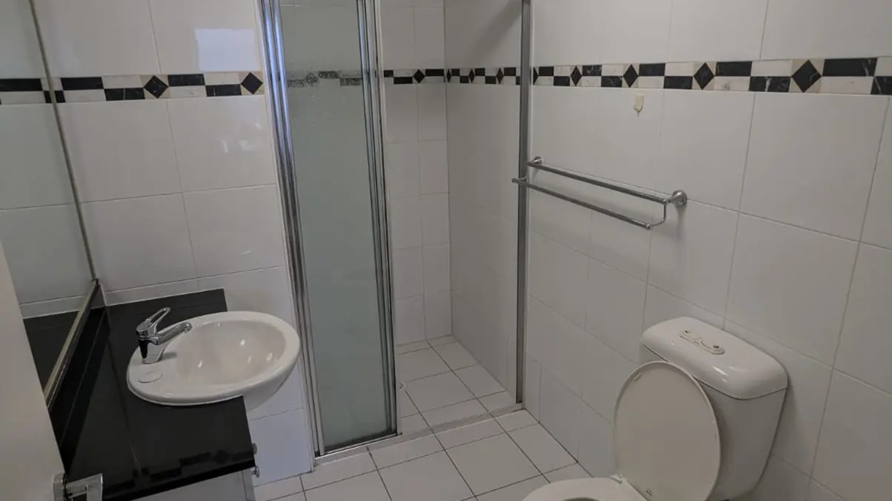Furnished room with own bathroom
