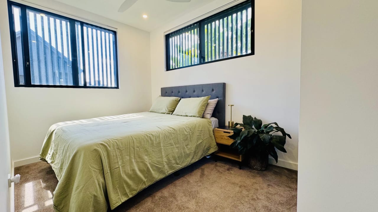 Unfurnished room with own bathroom