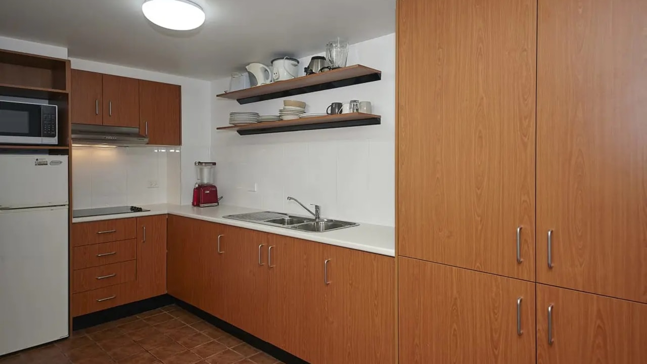 Whole property with 2 rooms for rent