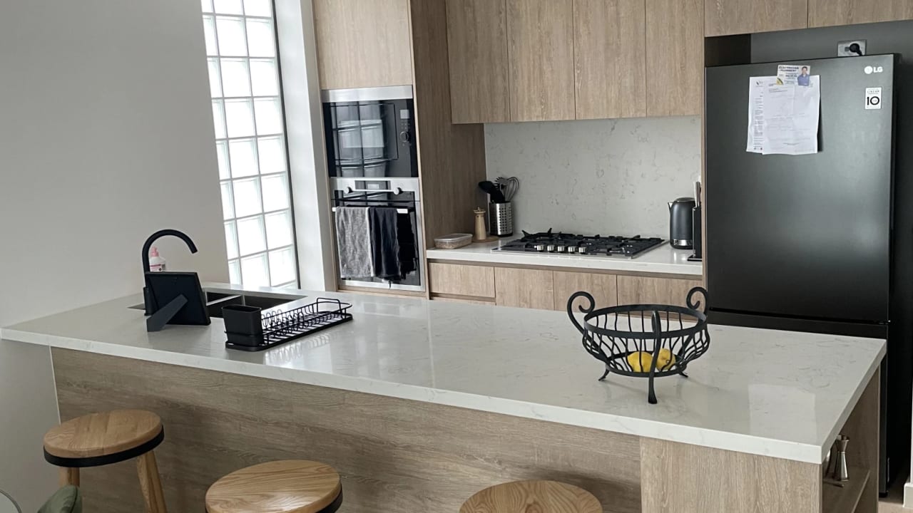 Unfurnished room with own bathroom