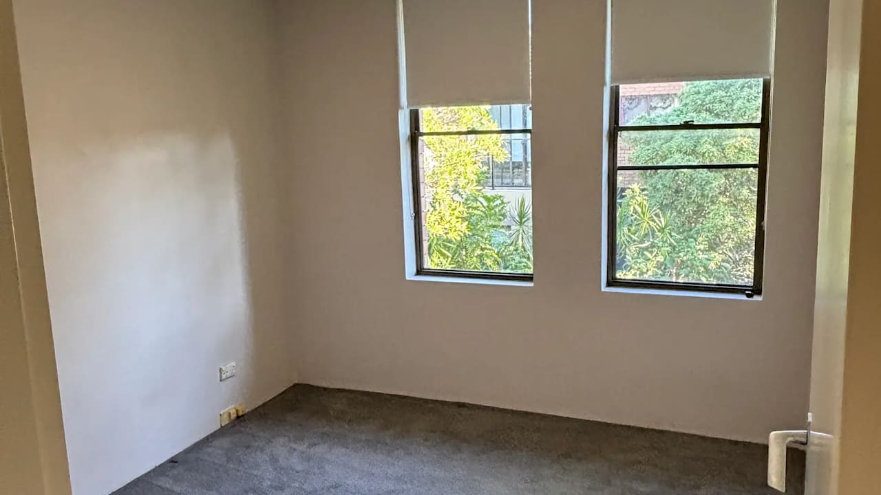 Unfurnished room in a flatshare