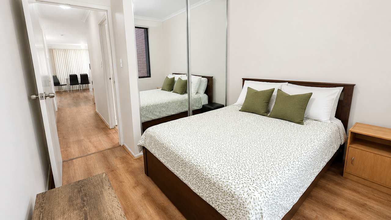 Furnished room in a flatshare