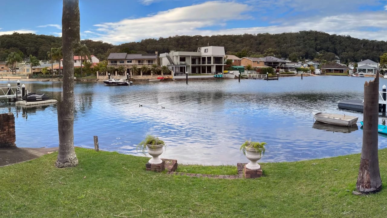 Room in a share house