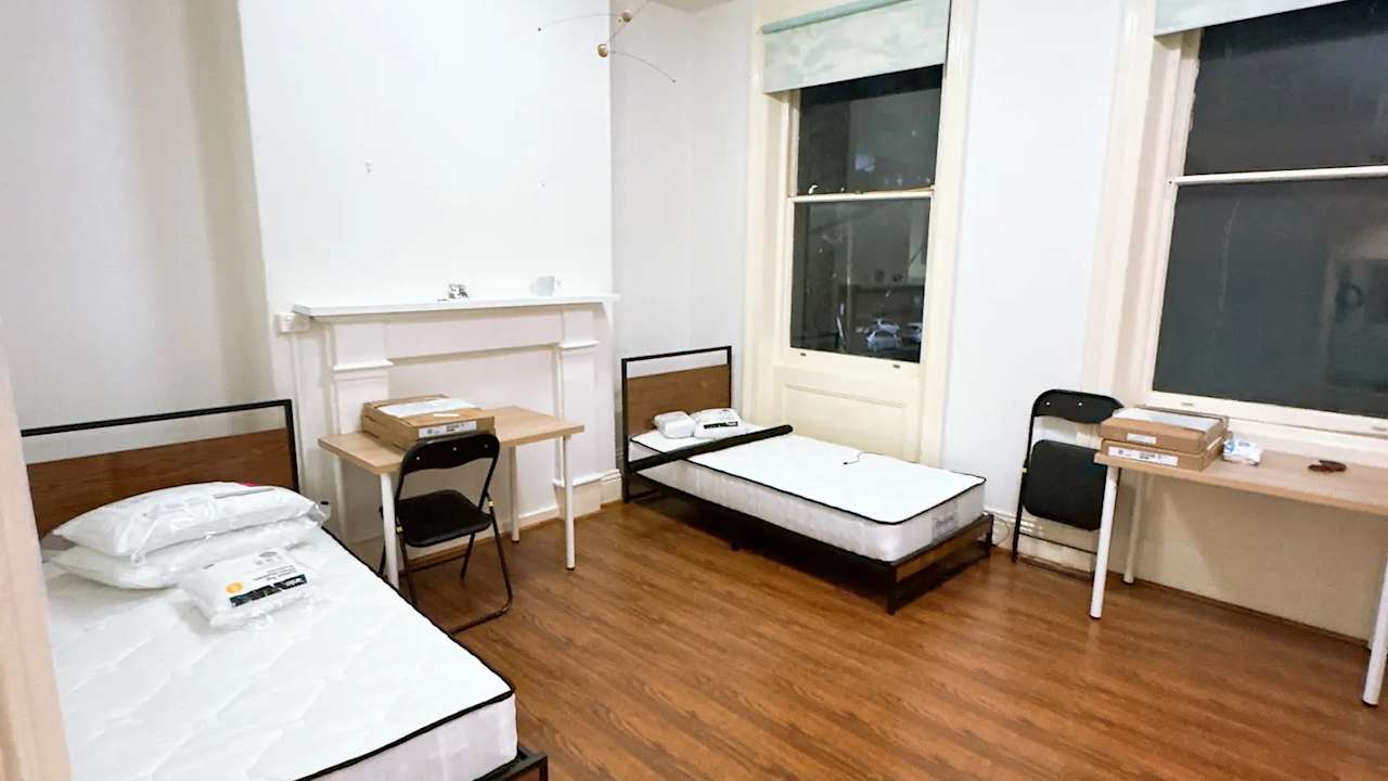 Furnished room in a share house