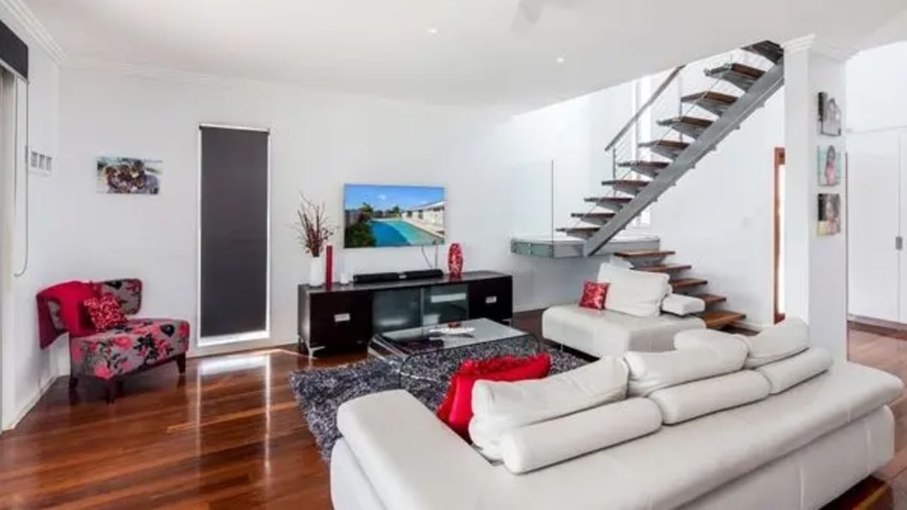 Furnished room with ensuite in a share house