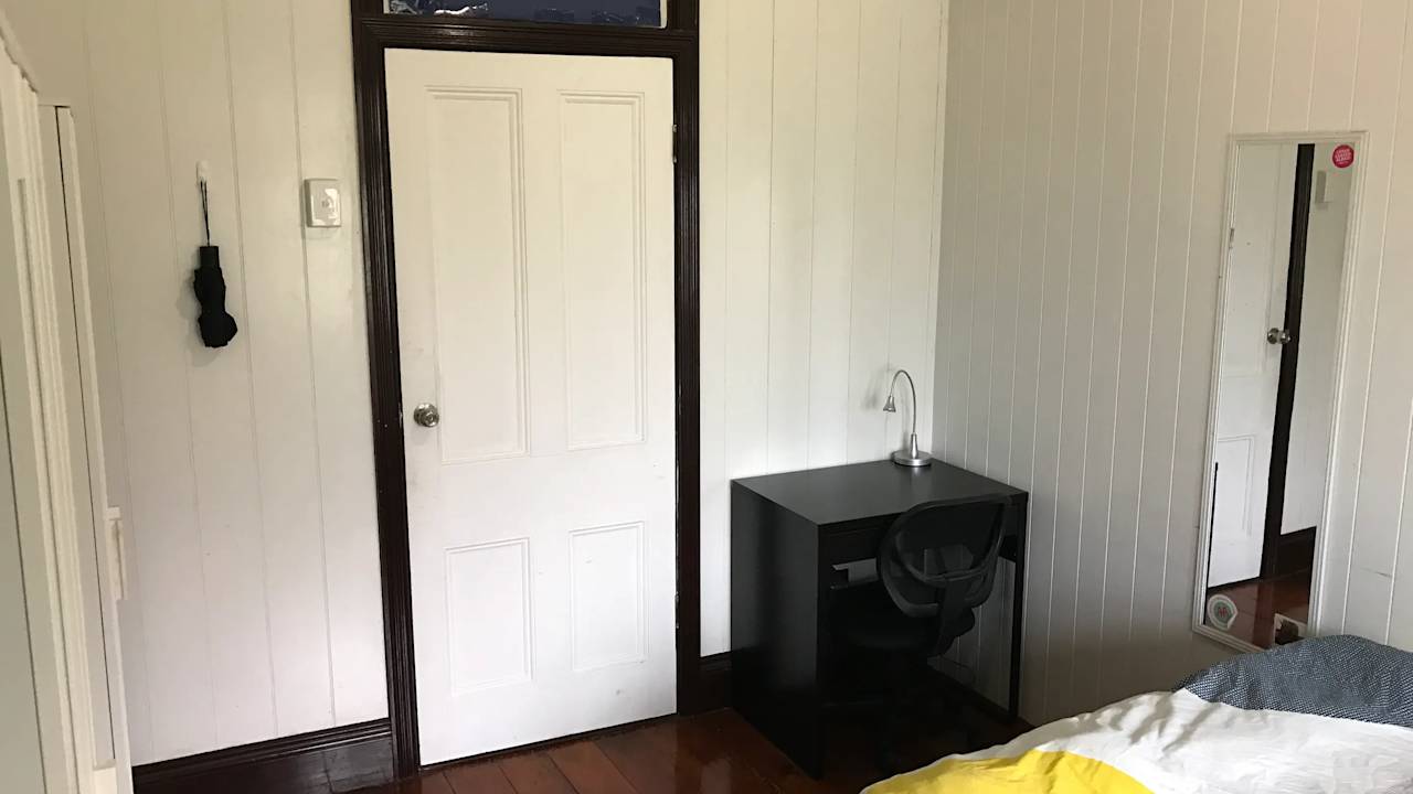Furnished room in a share house