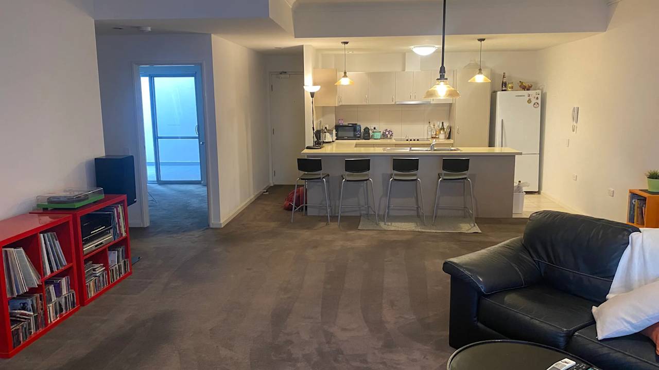 Unfurnished room with own bathroom
