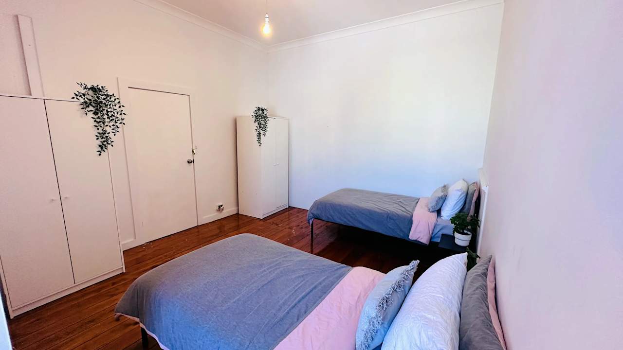 Furnished room in a share house