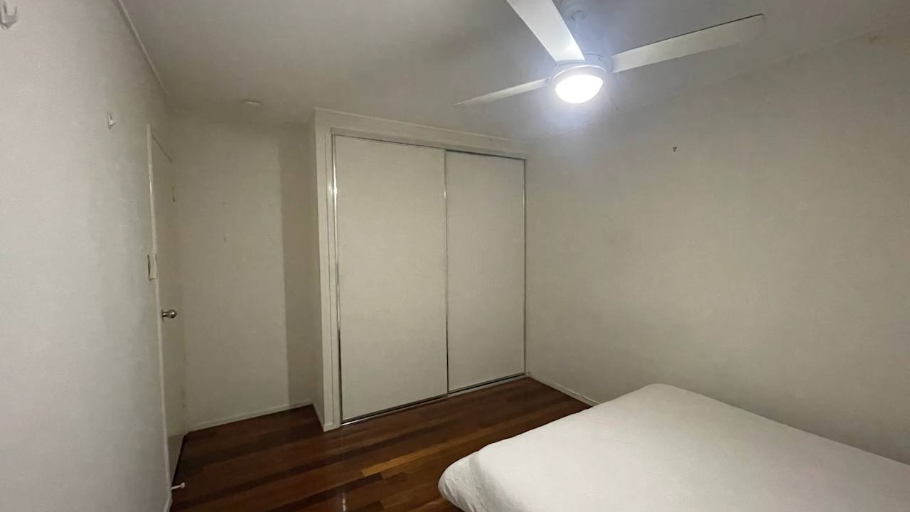 Unfurnished room in a share house