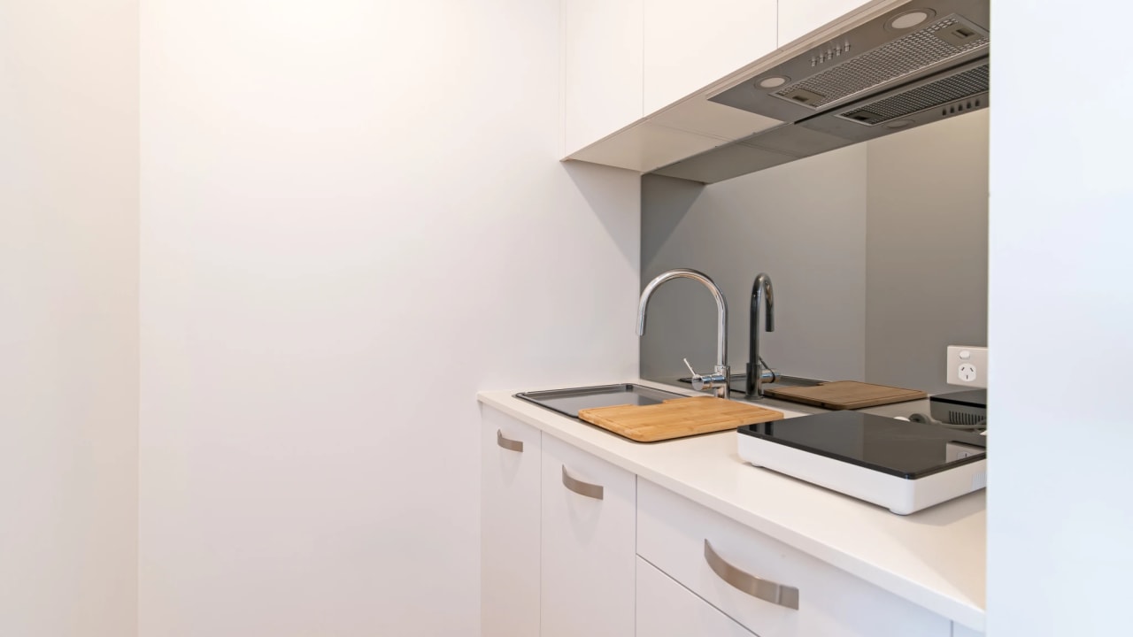 Furnished room studio flat for rent