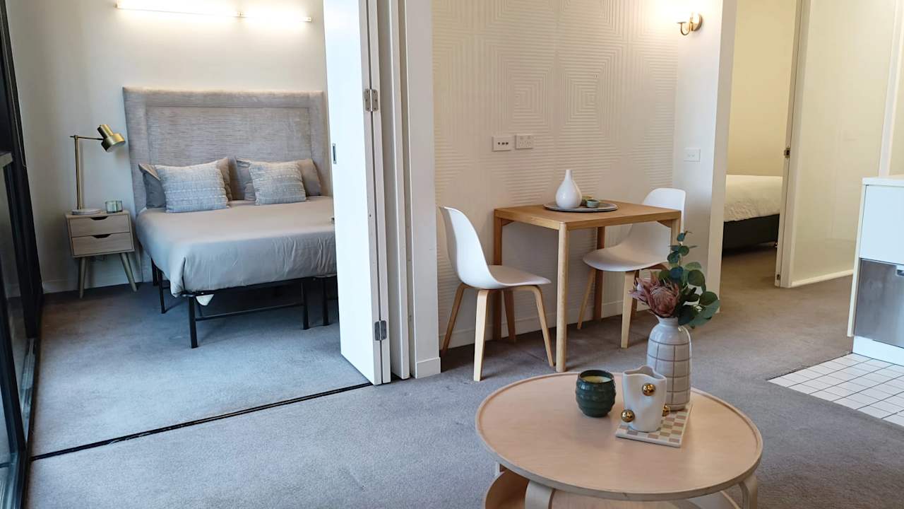 Furnished room in a flatshare
