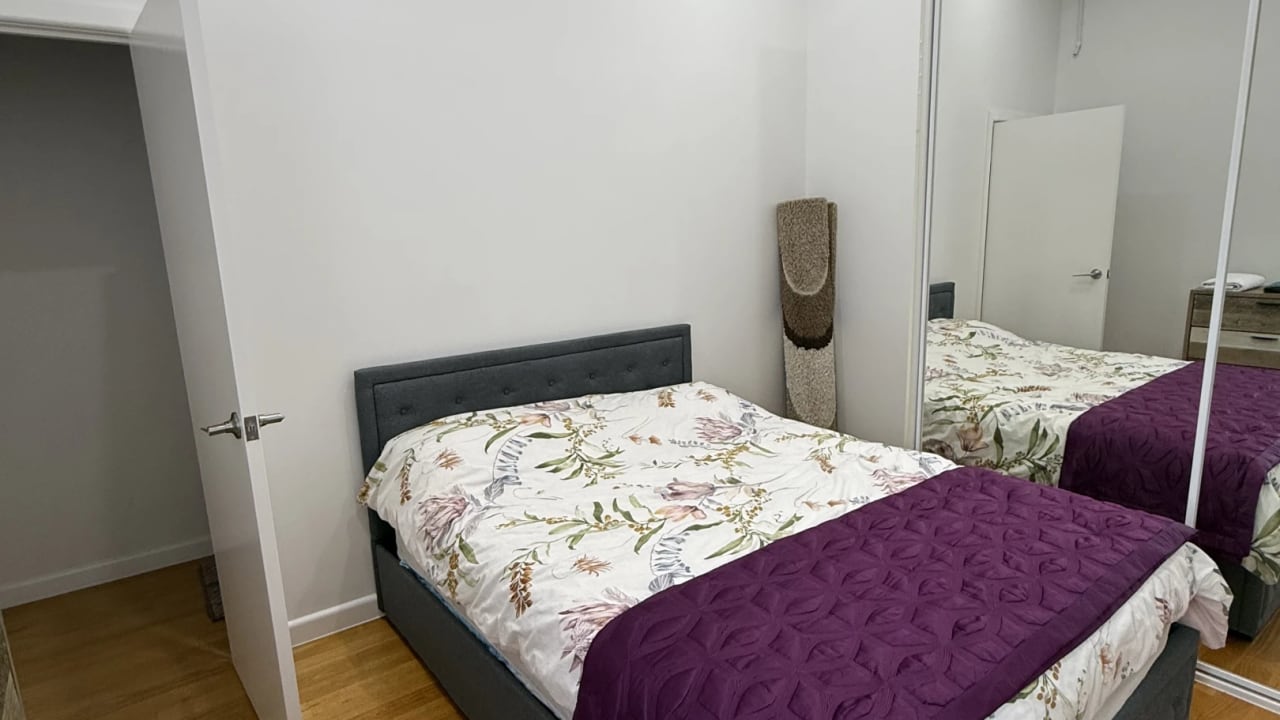 Furnished room in a share house