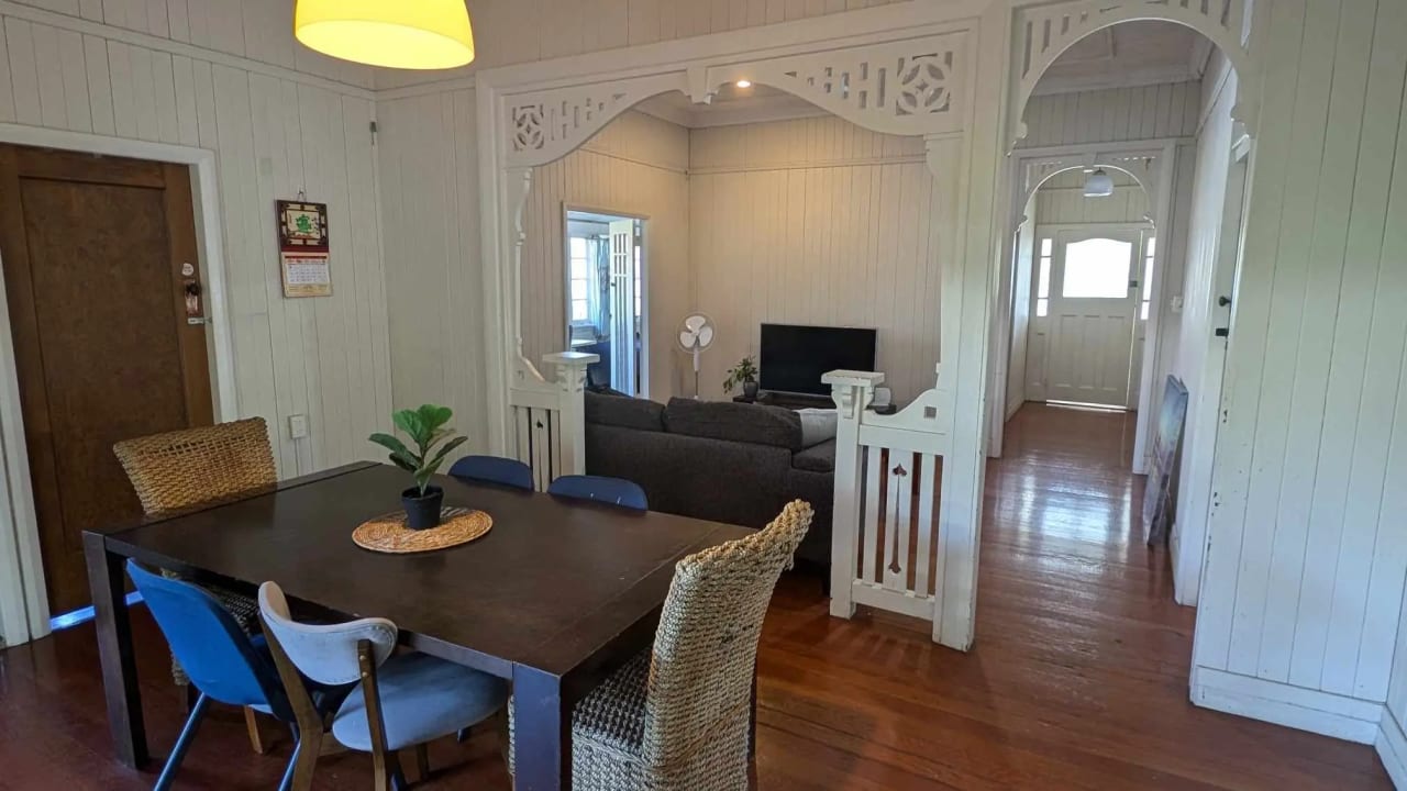 Furnished room in a share house