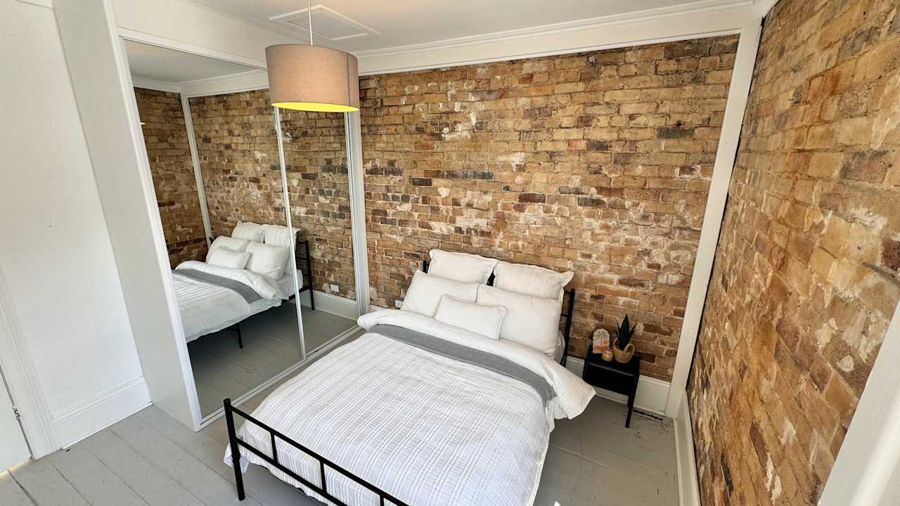 Whole property with 6 rooms for rent