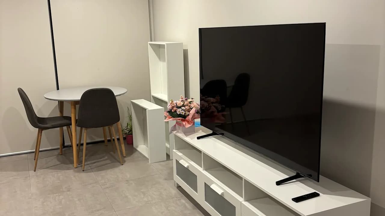 Furnished room with own bathroom