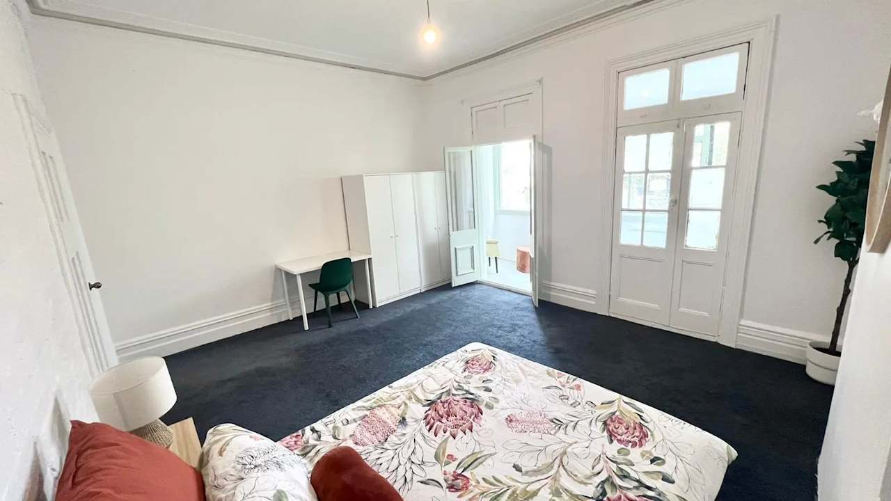 Room in a share house