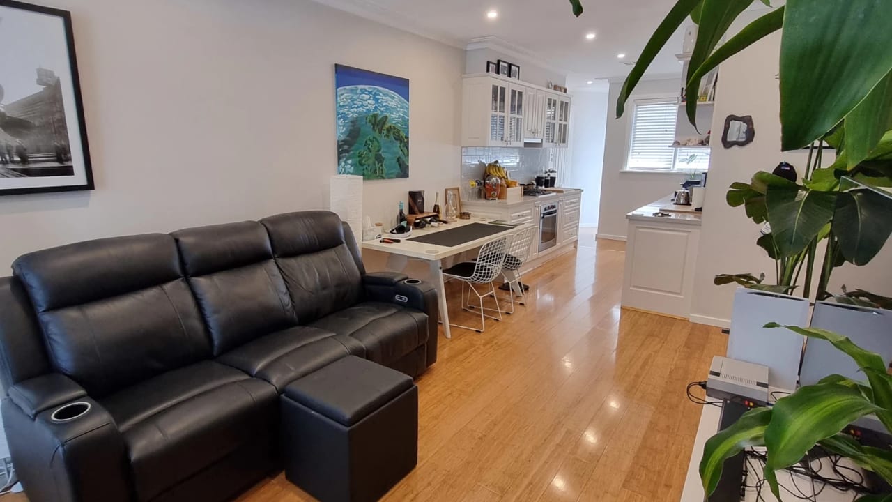 Unfurnished room in a share house