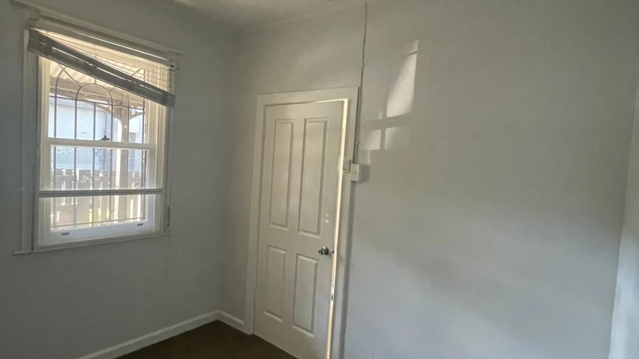 Unfurnished room in a share house