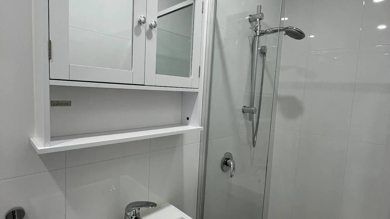Furnished room with own bathroom