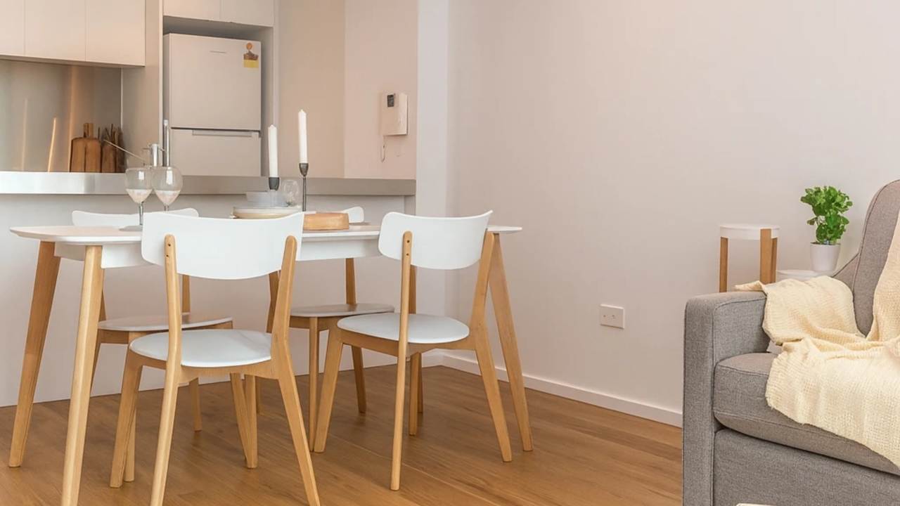 Furnished room in a flatshare