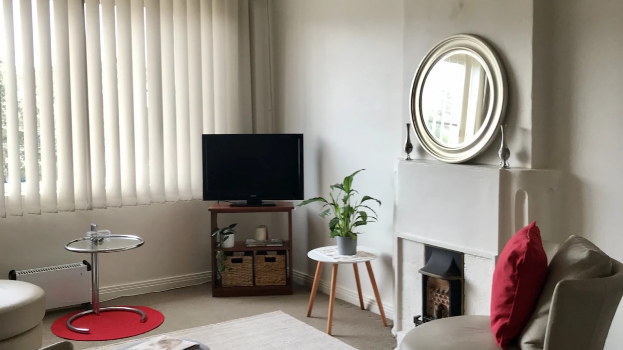 Furnished room in a flatshare